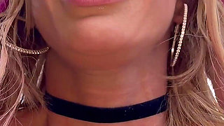 Amazing Close up Blowjon with Sara St.clair in POV