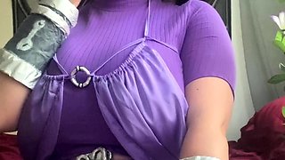 Love Chat Big Boobs Brunette Masturbating For Cam
