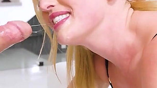 Blonde MILF Charlie Ford Fulfills Her Insatiable Anal Desire - Get Anal