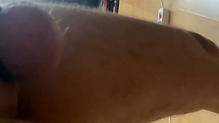 Cumshot with 15cm Cock Shocks Pornstars
