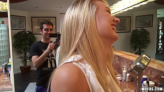 I Know That Girl - Natalia Starr Always Has Time for Late Night BJ