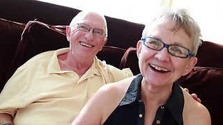 Horny Granny Amateur Gangbang