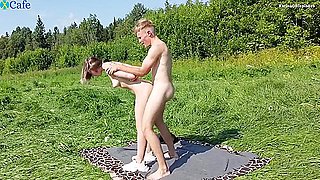 Karina Oblepihova Loves Rough Fucking In Nature