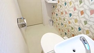 Japanese MILF Mayumi Kanzaki Public Toilet Pissing & Big Ass Fetish Scenes Compilation