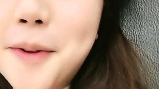 amateur sweetdesire12 flashing ass on live webcam