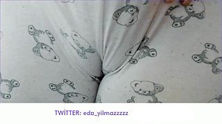 Cameltoe- Masturbate with Pajama- Rubbing Pussy with Pajama