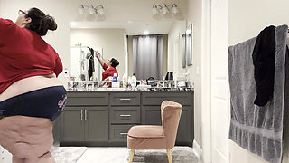 Two Temptations: Plump Paradise Fashion Fiesta (wmv)