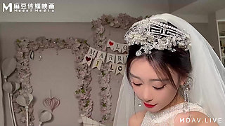 Md-0311 the Agreement Under the Wedding Dress