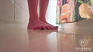67 Giantess Shower POV Size 16 Feet & Mouth Play Ending