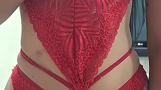 My Husband Loves a Handjob, I Teased Him by Passing His Thick Cock at the Entrance of Her Pussy