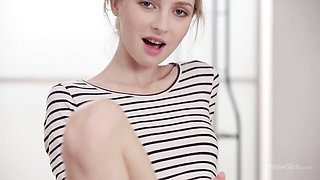 WOW Girls featuring Goldie Baby's wowgirls hottest scene