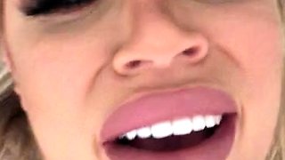 Amateur Webcam Cute Teen Plays Solo with Big Dildo