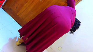 Big Ass Beautiful Arabian Hot Stepmom Stuck Under Bed When She Was Clean Sex Room Before Start Fuck