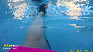 Big Beauty Nurse Vicki Shows off Her Water Shoes and