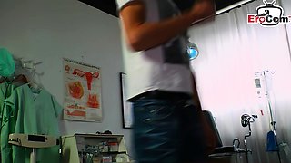 German stepbrother fucks his stepsister in the doctor's room