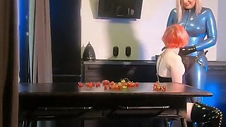 Strapon Lesbian and Latex Rubber Home Fun
