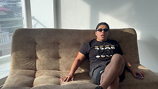 I Fuck the Stepdaughter of a Blind Man Next to Him, Semen Falls on Him and He Thought It Was Cream