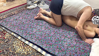 The University Girl I Shared the Same House with Was Lying Naked