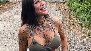 Feisty Yorkshire MILF Returns for a Smash