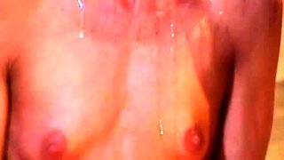 Sexy Slut Gives A Big Cock A Blowjob In The Car