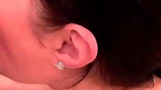 Elina's Mouth Squirting