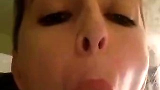 Amateur brunette ariana marie solo toying