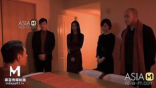 Sweet Japanese babes are demonstrating their awesome bodies
