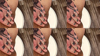 Darla the Dyke Rubbing and Slapping That Desperate Cockteasing Dyke Pussy + Big Fat FTM Fakeboy Clit