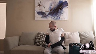 Sublime Peter and Electra's busty scene