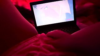 Amateur girl masturbates to uncensored hentai while her