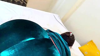 Naughty Stepsister Teases Stepbrother with Her Juicy horny figure - Yemeni Arab Wife cheating Her Husband with stepbrother