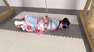 The Climax Version of Wearing a Kimono on a Sunny Day