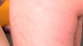 Stepdaughter Masturbates Her Stepdad with Her Feet Until He Cums