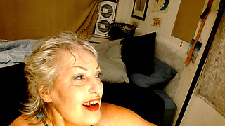 1441 Pantyhose and Sky High Fuck-Me Heels on sexy GILF DawnSkye1962