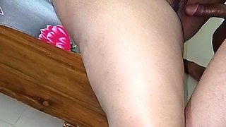 I fucked a hijabi aunty in her house.