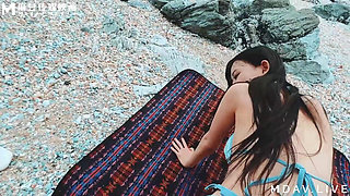 Md-0210-1 Island Lover Part 1: Unforgettable Thrust on an Uninhabited Beach