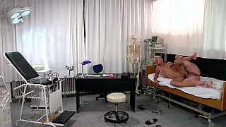 Blonde MILF Double Penetration Doctor Exam Fuck