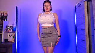 Curvy College Girl Haul Plaid, Drawstring and Black Mini Skirts Fit Check