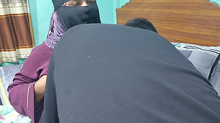 I fucked the student's mother at home.part 1