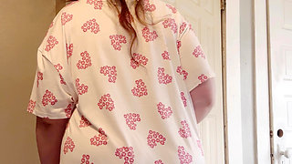 Black Pizza Delivery Man Save Valentine’s Day and Fucks Sad Housewife