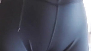 Wanna My Tight Cameltoe Getting Wet?