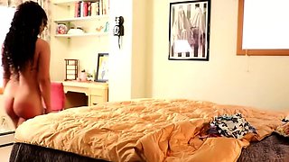 Big booty ass fetish amateurs get oral and suck cock